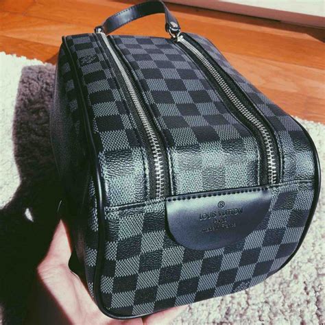 neceser louis vuitton